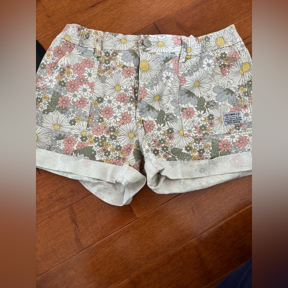 Levi’s High Rise Shorts Girls XL‎ 14/16 Floral Daisy Print Summer Cotton EUC